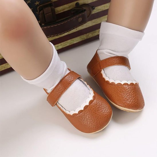 Chaussure bebe fille brun avec fillette