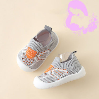 chaussure-bebe-gris