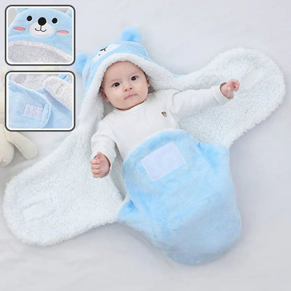 Nid d'ange ourson bleu avec details