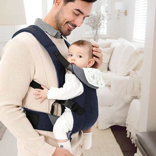 Porte bébé ventral avec papa de côté